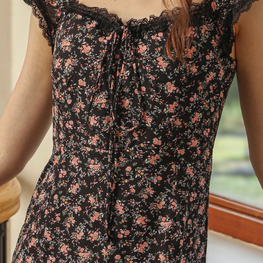 Rosie Posie Dress Womens M Black Ditsy Floral Midi Square Neck Lace Trim - Picture 2 of 7